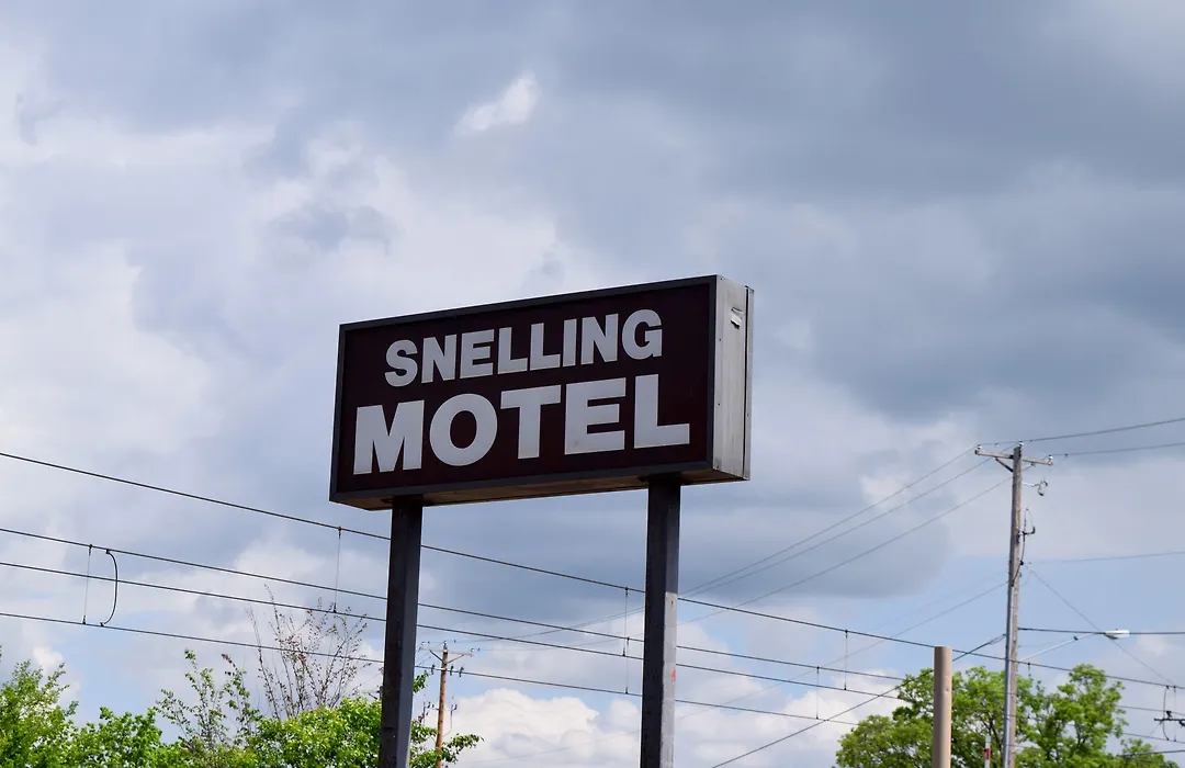 Snelling Motor Inn-1